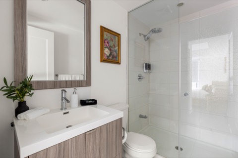 Ensuite bathroom